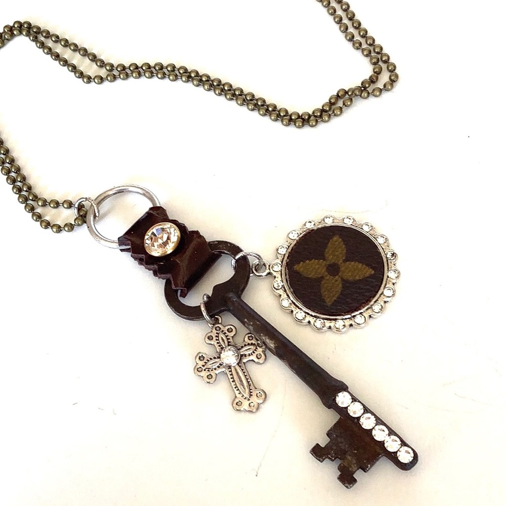 Skeleton Key necklace with charms